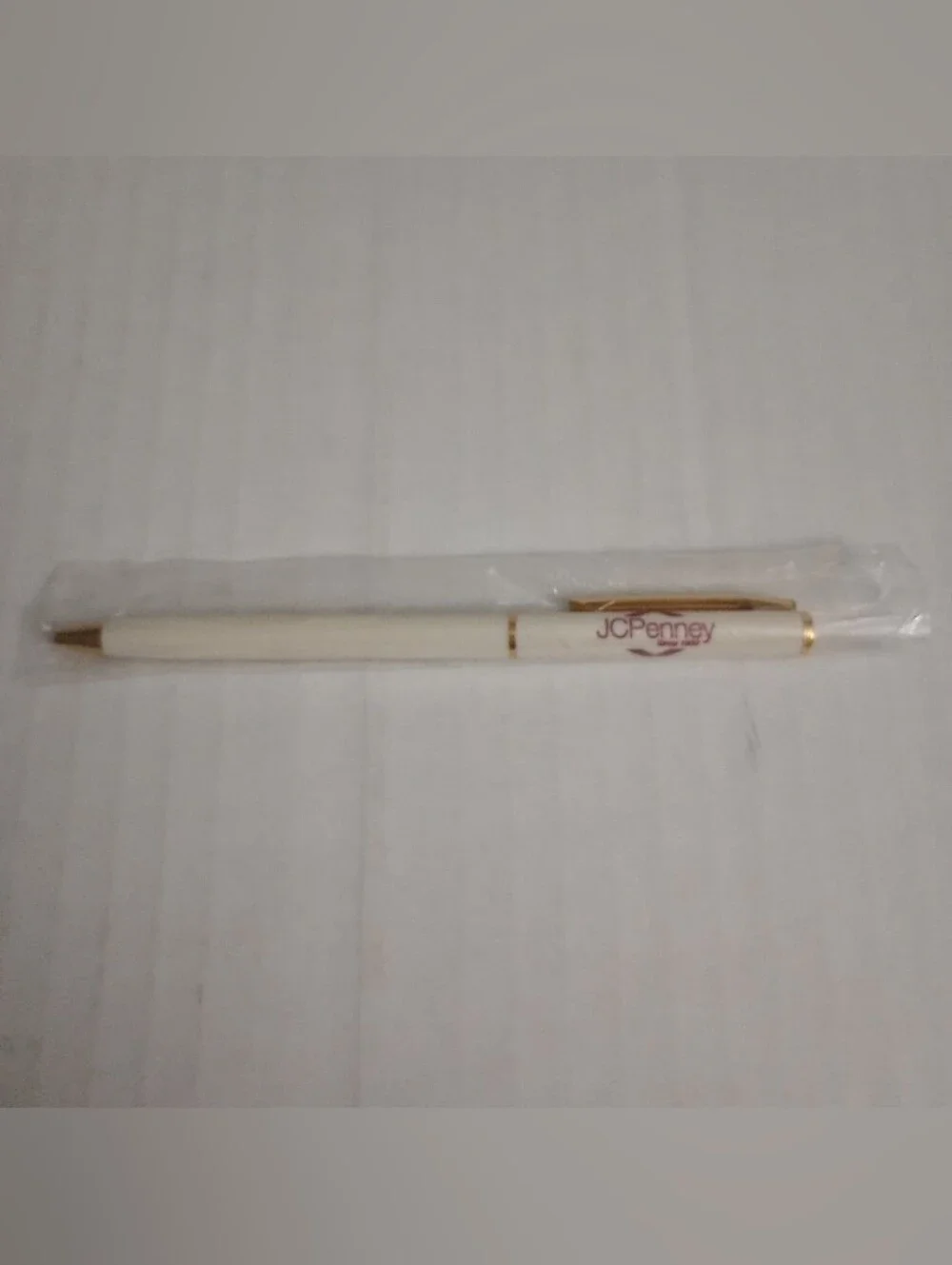 JC Penney Business Portfolio With Commemorative Pen ( Pen Does Not Work)